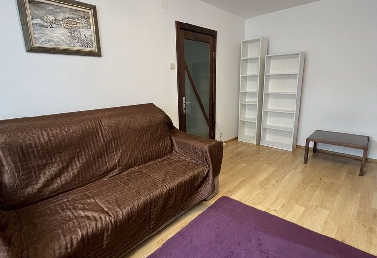 De inchiriat apartament 2 camere zona Titan - Poză 2