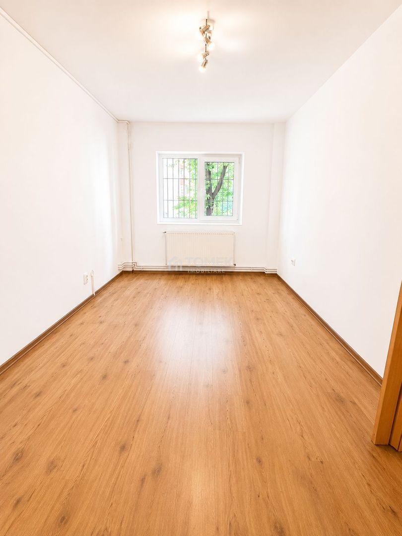Spatiu comercial/birouri Calea Bucuresti7 zona Judetean - Poză 16
