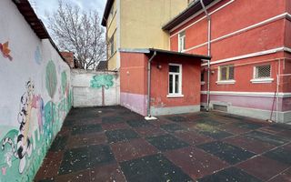 Casa in Vatra Luminoasa cu o curte generoasa - Poză 3