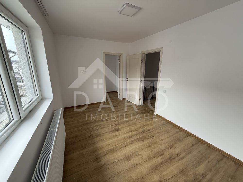 🏡 Case tip triplex de vânzare | 110 mp | Garaj | 126.000 € - Poză 4
