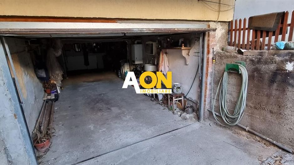 Casa - Vila Zona Cetate, 250mp Teren - Poză 3