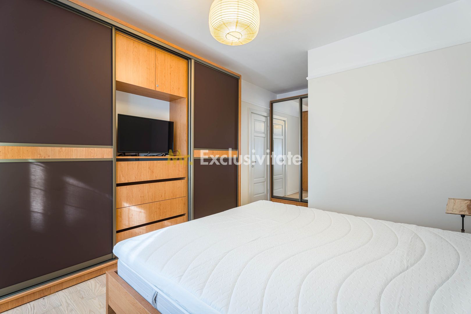 Apartament cu 2 locuri de parcare | Curte proprie | Lacul Tei - Poză 5