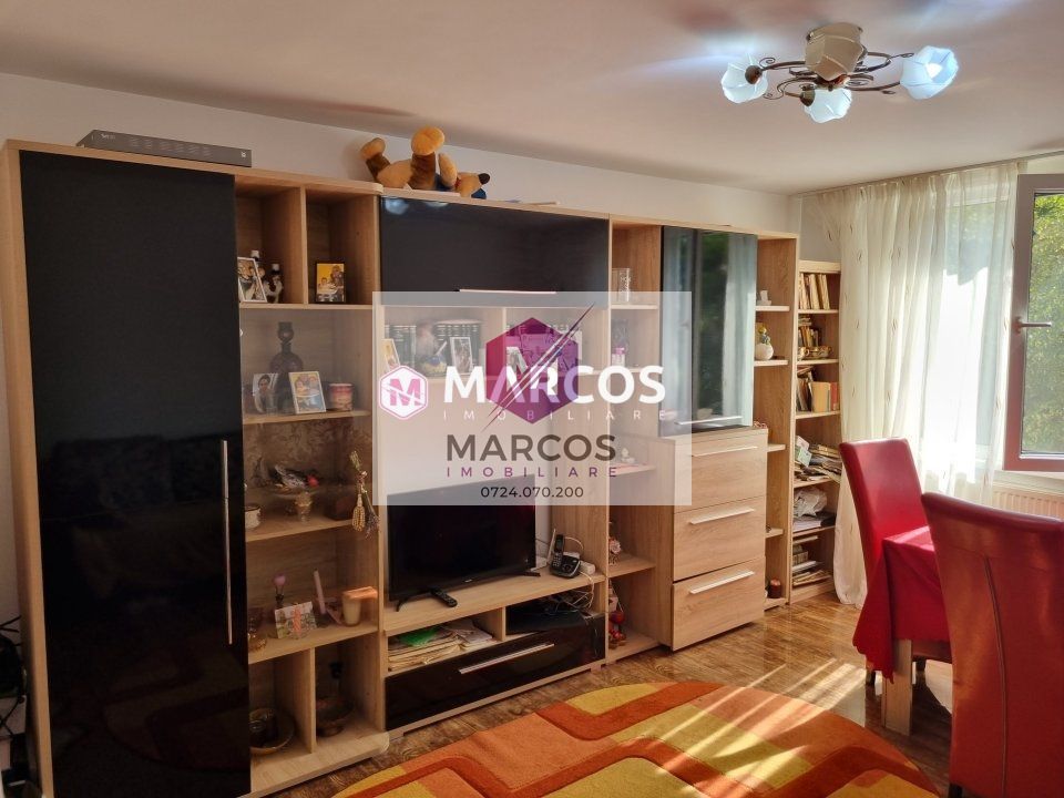 Apartament 2 camere decomandat, et.2, Central, ID 937 - Poză 1
