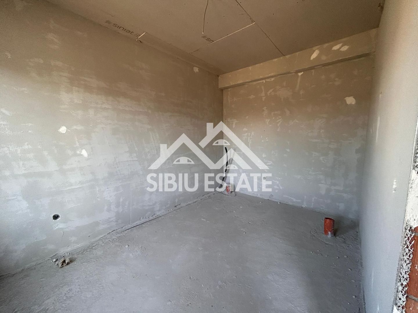 Casa duplex de vanzare 4 camere, 2 bai-s.u. 142 mp. PRET AVANTAJOS - Poză 23