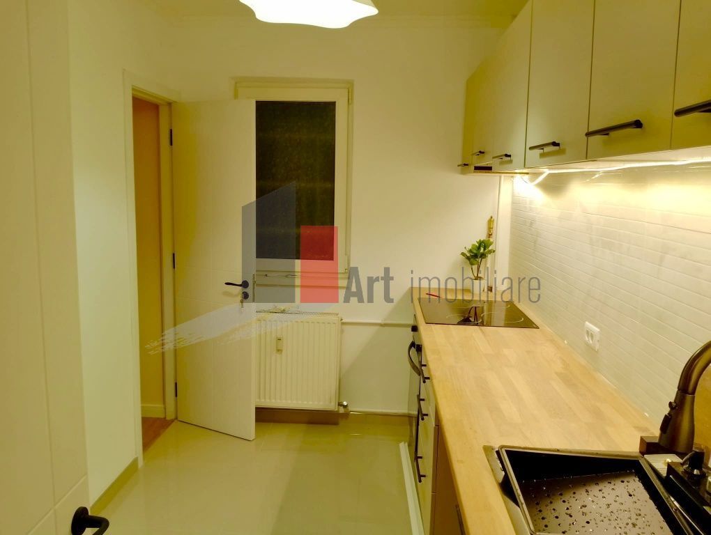 Vând apartament la metrou Gorjului Militari - Poză 4