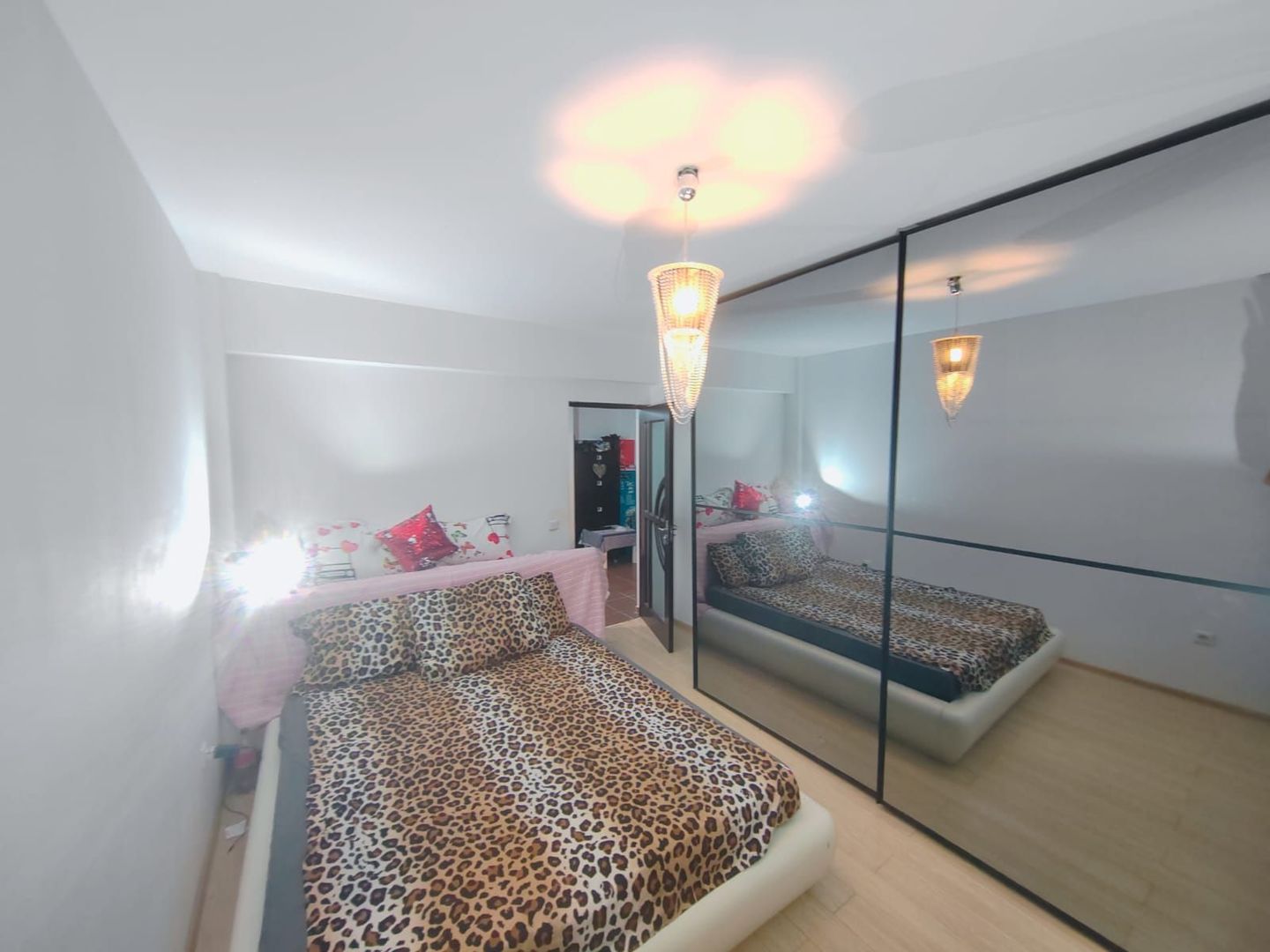 Popesti Central metrou curte proprie - Poză 9