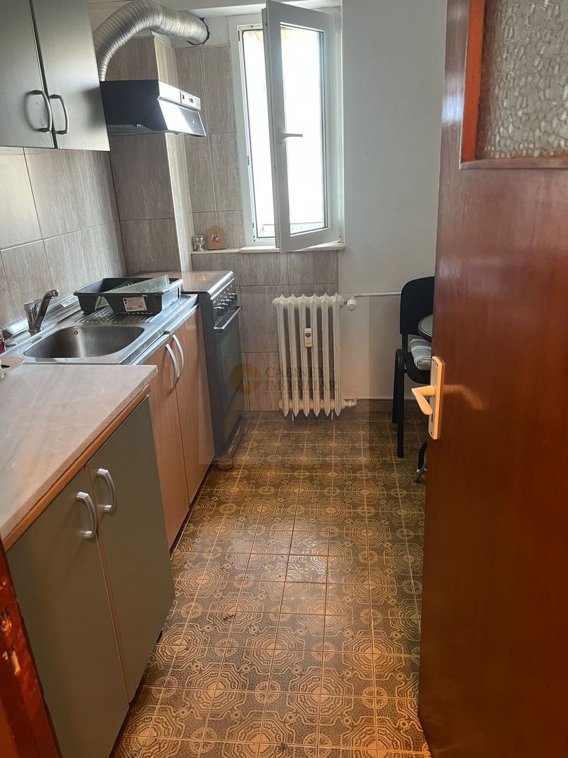 2 Camere | Fără Risc | Reabilitat Termic | Balcon Generos - Poză 8