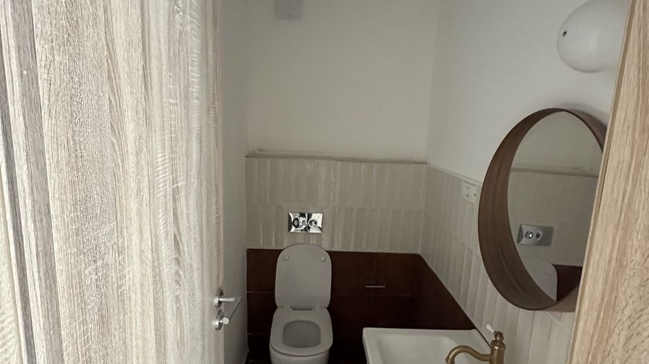 Spatii de birouri Ultracentral suprafață  de 34 mp - Poză 5