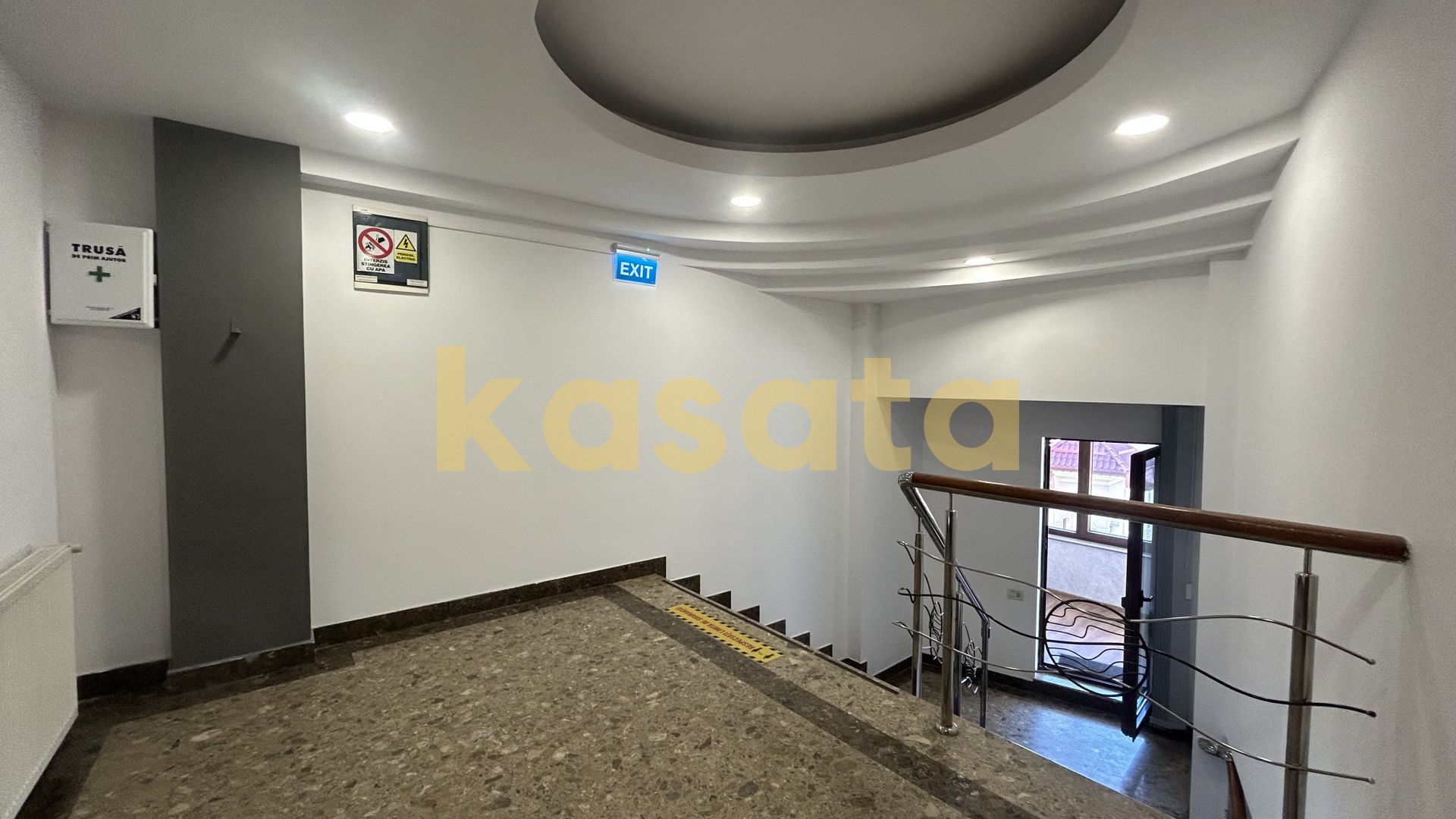 Cladire Birouri I Zona Marriott I parter si etaj 1 I 270 util - Poză 14