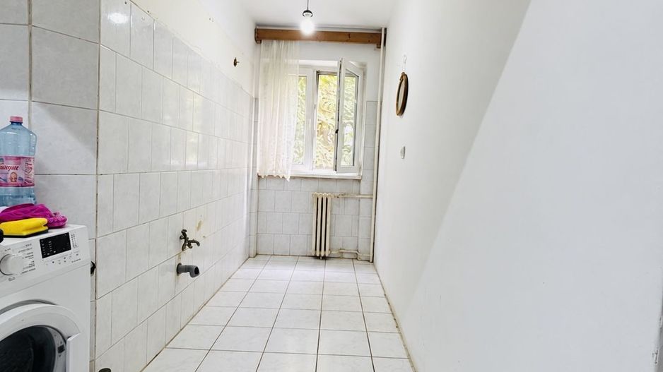 Apartament 2 camere, semidecomandat Nufarul - Poză 3