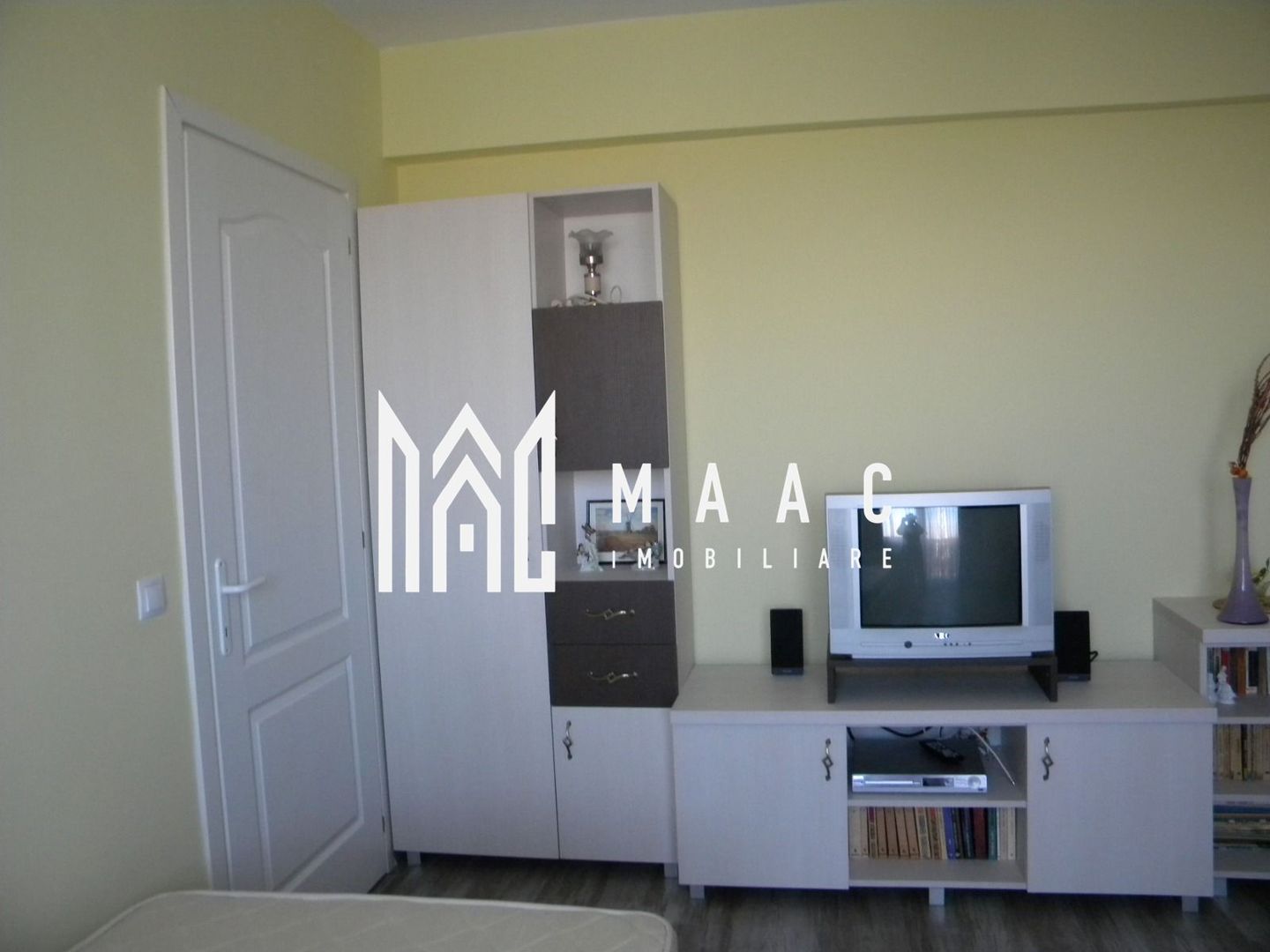 Apartament 4 camere I Decomandat I Loc parcare I Turnisor - Poză 2