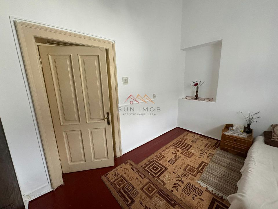 Apartament 3 camere in casa, central, terasa, garaj, gradina, Campina - Poză 7