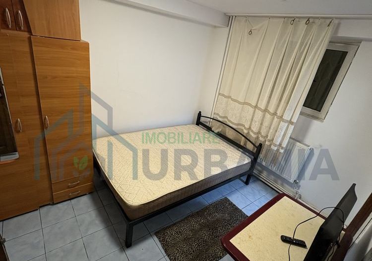 Inchiriez camera cu baia privata dar bucataria comun iasi centru P.F. - Poză 1