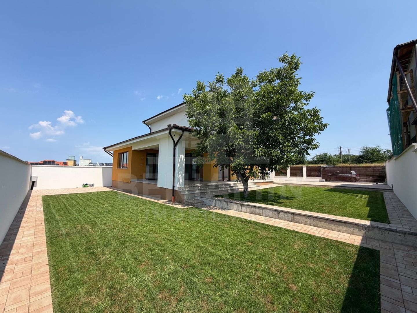 Vila Premium-4 Dormitoare-4 Bai-teren 500mp-Toate utilitatile-Ford - Poză 2