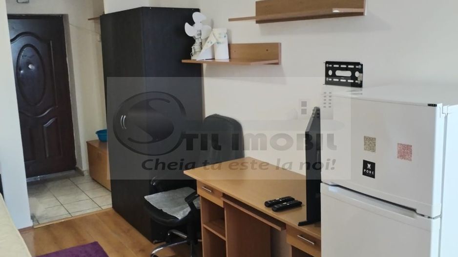 Garsoniera mobilata de vanzare in Campus Tudor Vladimirescu - Poză 1