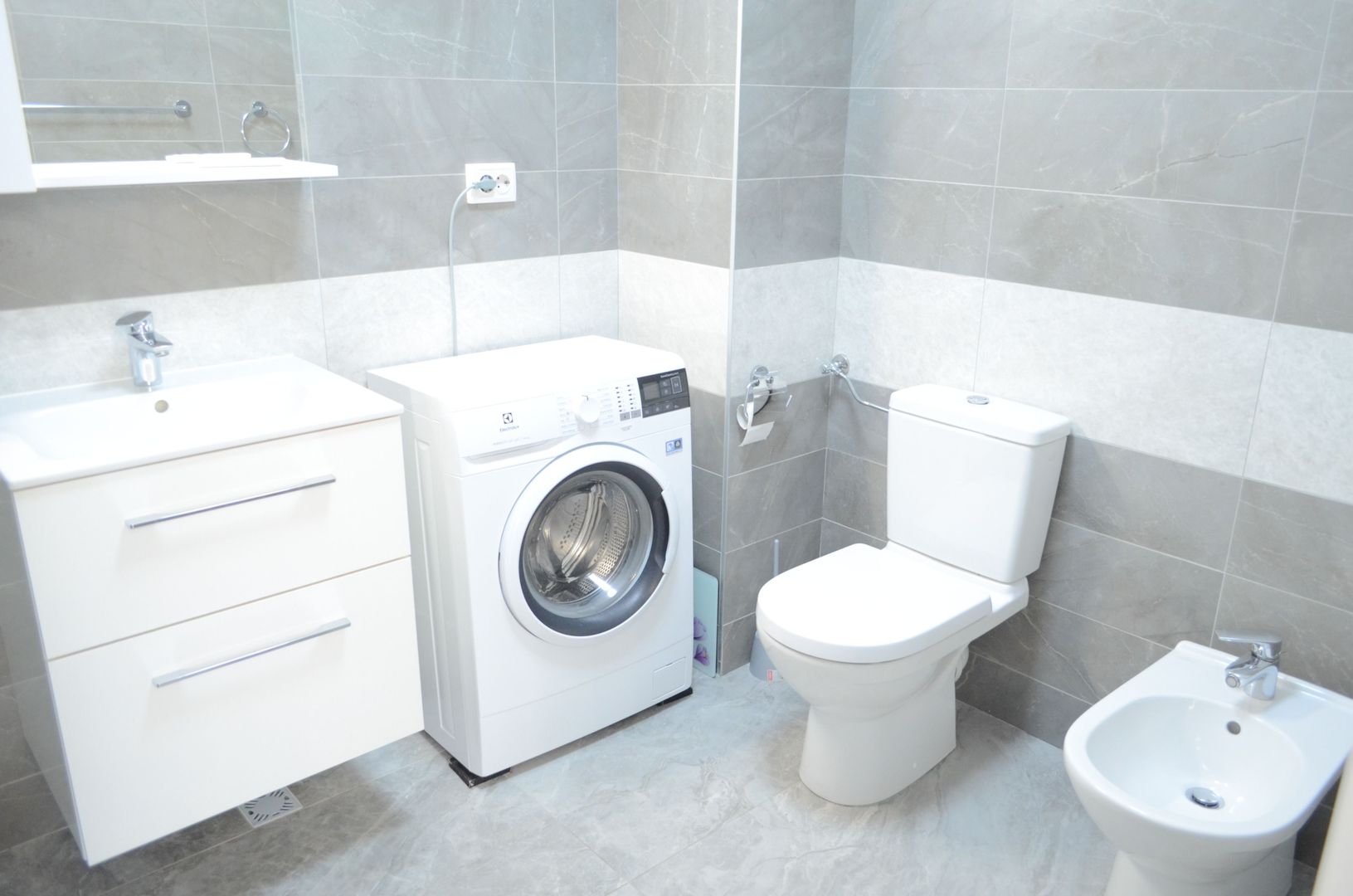 apartament zona Vivo cu 2 camere si parcare exterioara - Poză 10