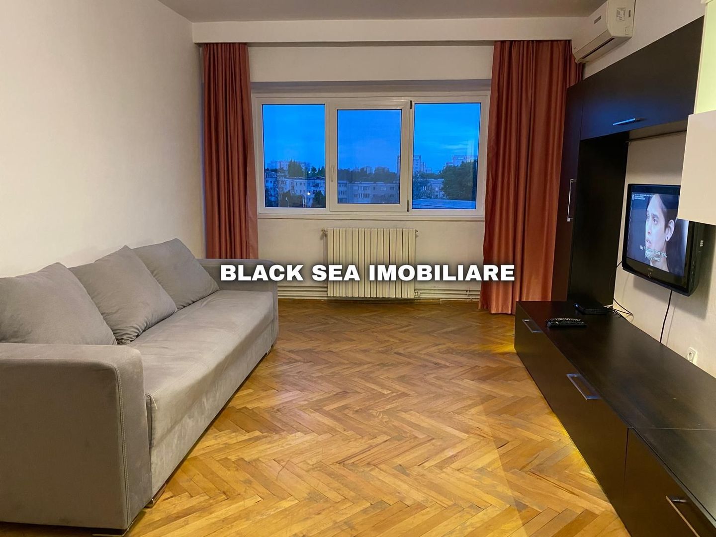 Apartament 3 camere de vanzare - zona Tomis 3 - Gaze / Ocazie Unica - Poză 2