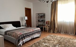 Vila deosebita 11 camere Erou Iancu Nicolae - Poză 17