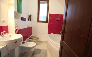 Calduroasa si primitoare - Poză 38