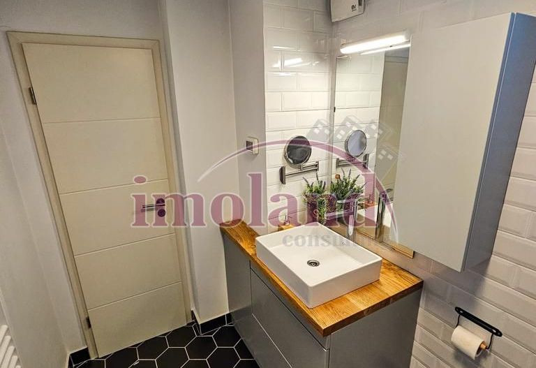 Duplex de poveste - 3 camere - inchiriere - Mitropolie - Poză 16