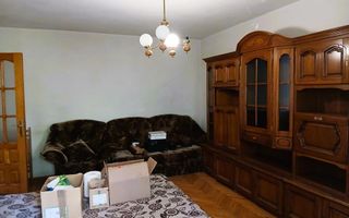 Apartament de vanzare zona centrala etaj 2/8 cu lift - Poză 1