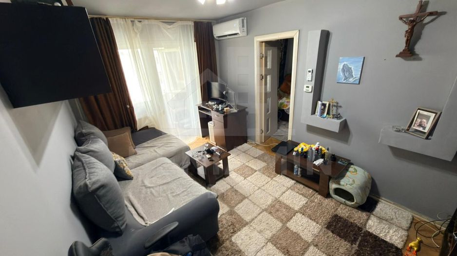 3Camere-Etaj3-Centrala-50mp-AC-Bloc1980- Craiovita Noua - Orizont - Poză 1