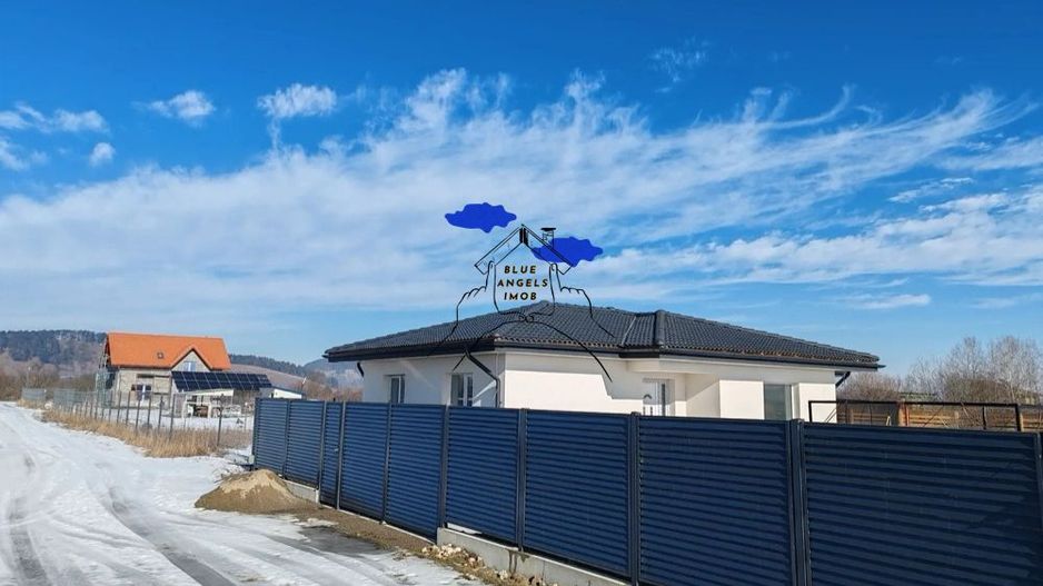 CASA, Sanpetru zona Livada, fara utilitati - Poză 3