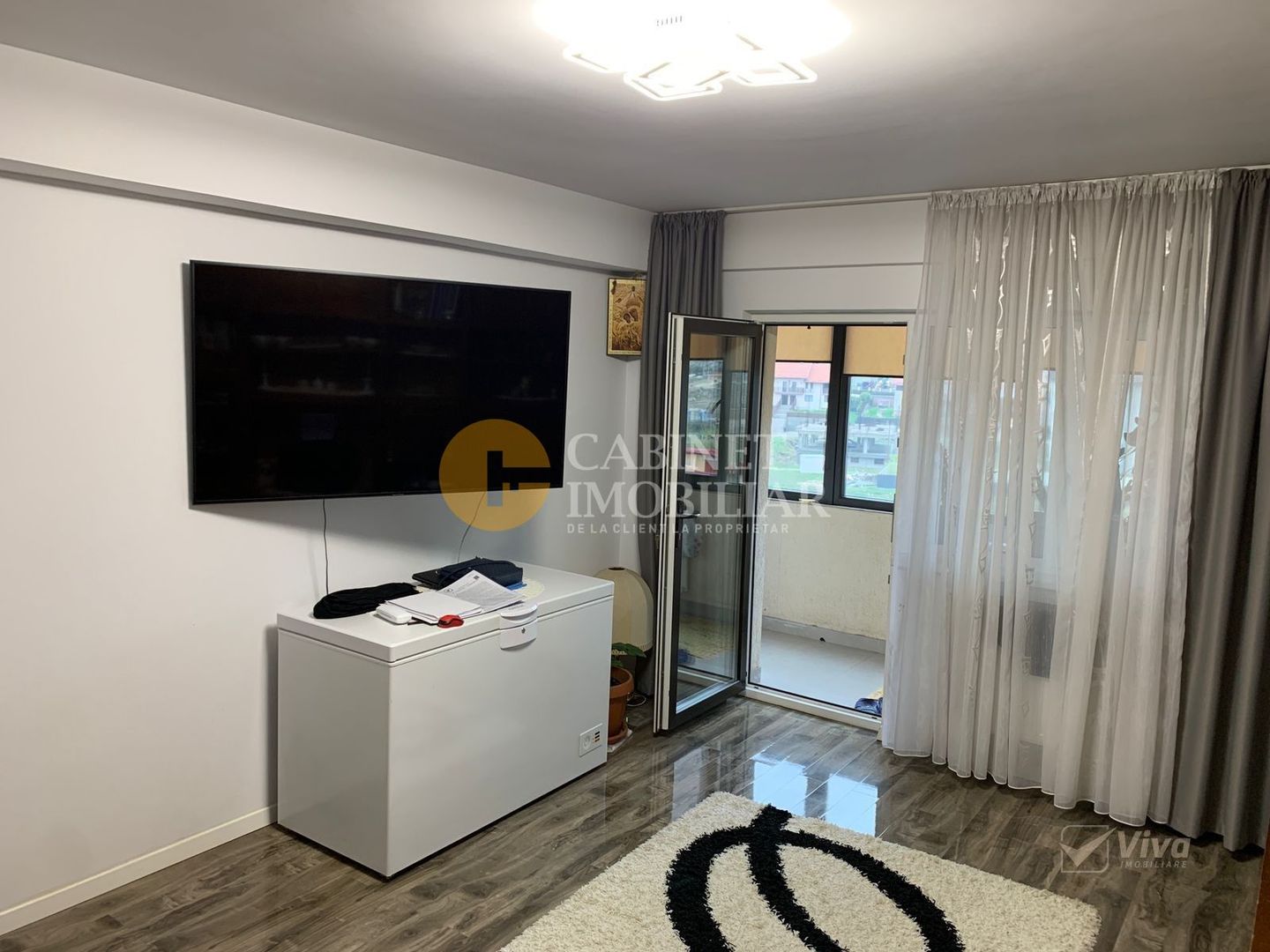 Etaj 4 Cu Pod Apartament 2 Camere Decomandat 54mp - Poză 3