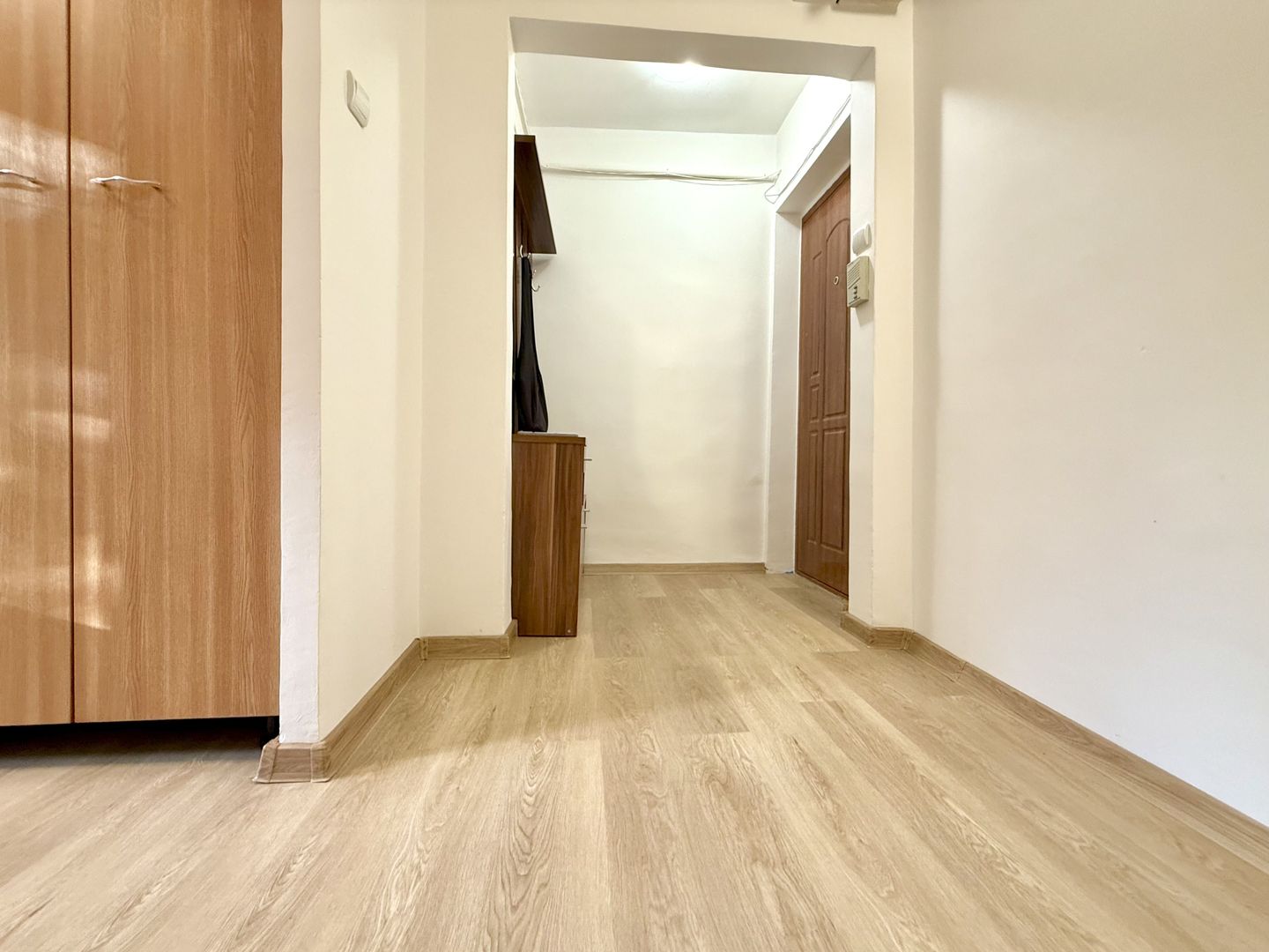 Apartament cu 2 camere în zona Gheorghe Lazăr - Poză 13