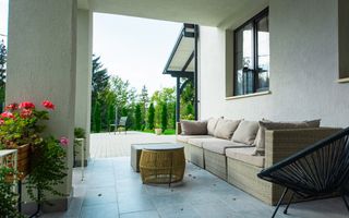 Pensiune Moderna 200 mp-teren 1000 mp-foisor-terasa-balcoane-Colibita - Poză 6