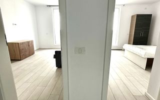 2cam mobilat+utilat | bloc nou,centrala, parcare,lift | Giroc - IQ - Poză 2