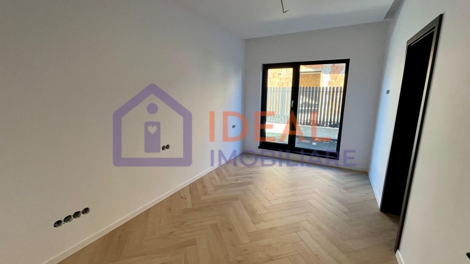 Apartament premium cu 4 camere și curte proprie – parter - Poză 4