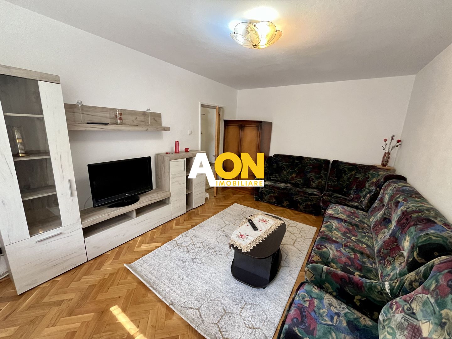 Apartament cu 4 Camere, Etaj 2, Loc De Parcare, Cetate - Poză 8