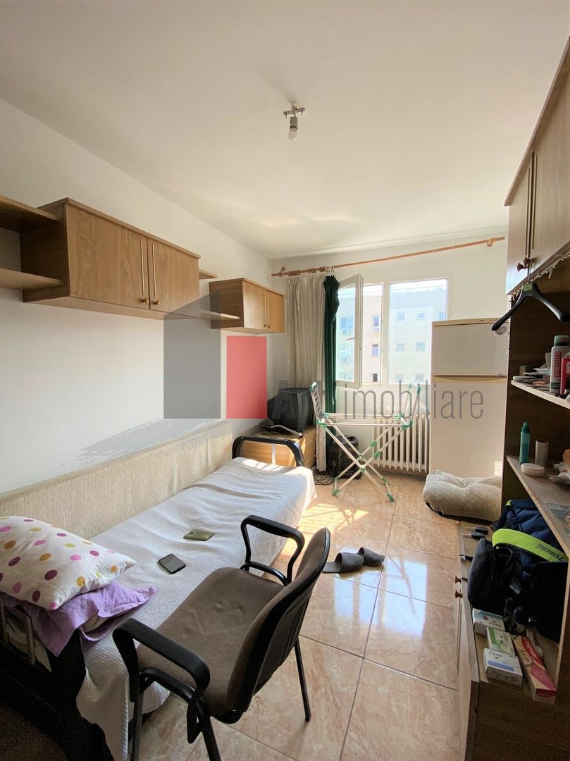 Garsoniera zona Bd Unirii/Pta Alba Iulia - Poză 2