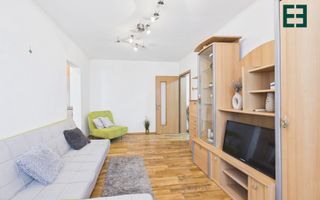 Apartament cu 2 camere etaj 3 - Zona Aurel Vlaicu - Arad - Poză 11