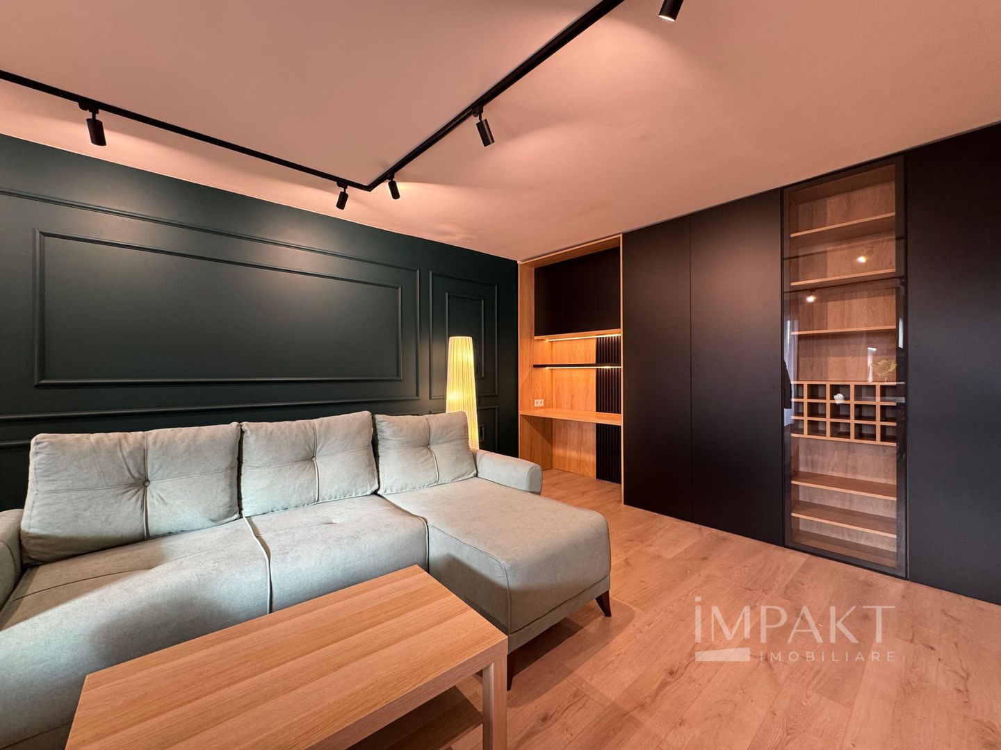 Proprietar ofer apartament la prima inchiriere - Poză 2