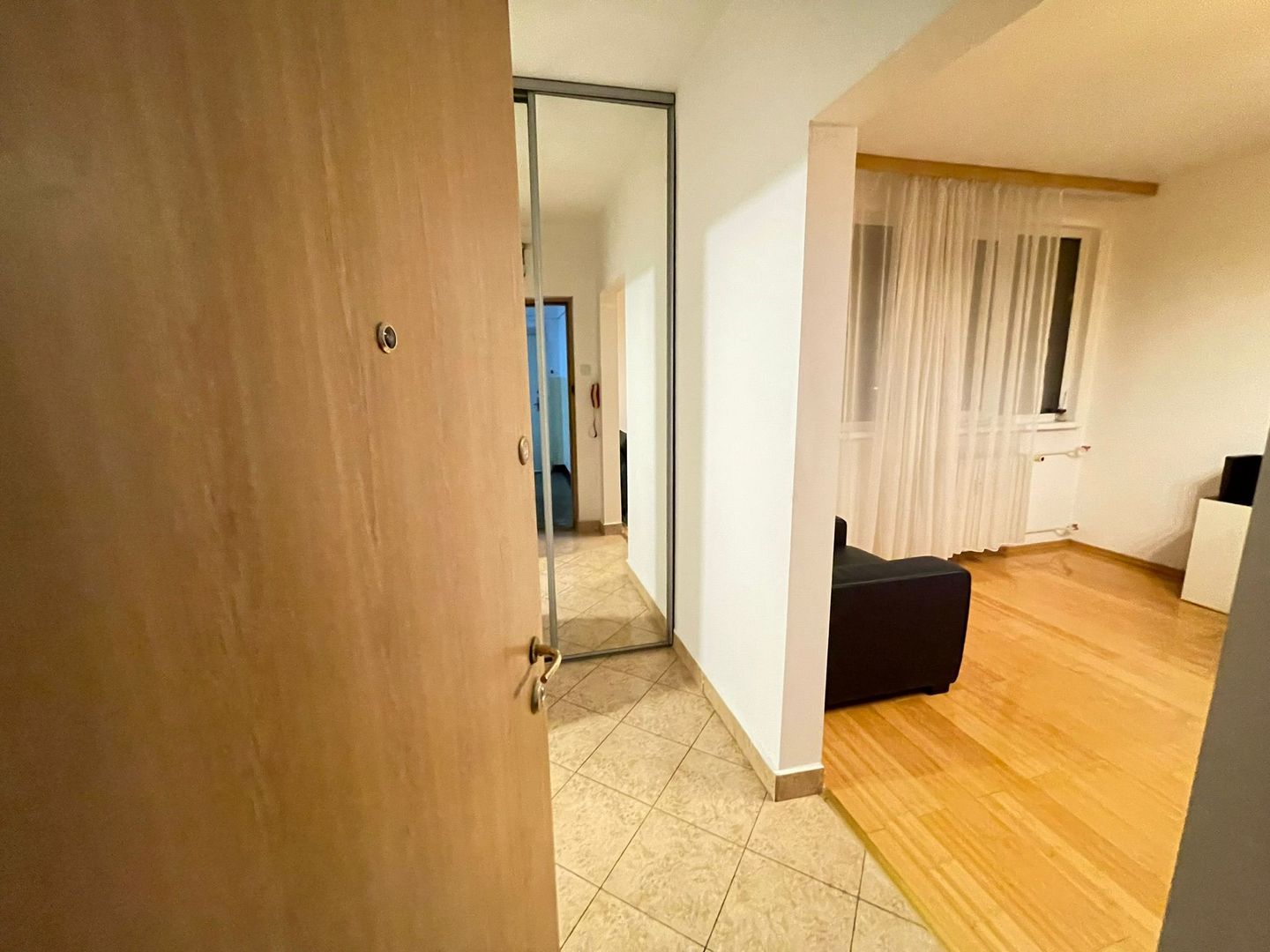 APARTAMENT SUPERB 1 MAI | METROU - Poză 9