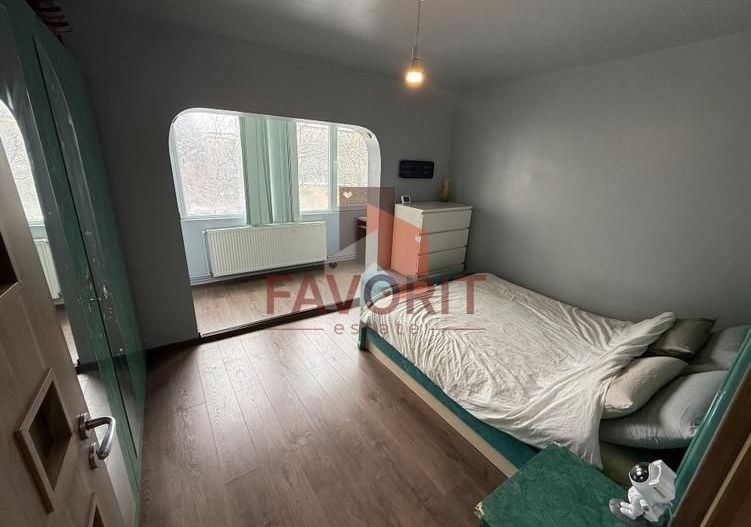 Aradului 3 camere decomandat, 2 bai, etaj 1 - Poză 8