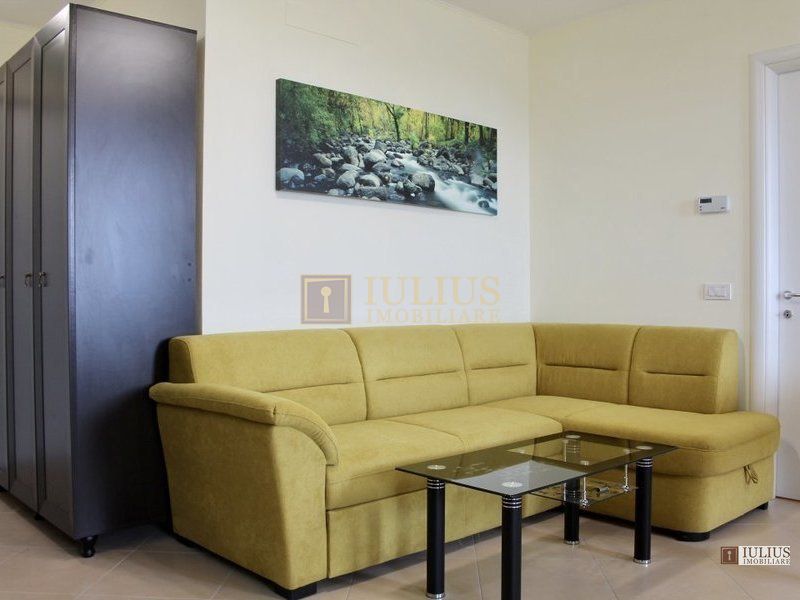 La prima inchiriere, Ultracentral - Fructus Plaza. - Poză 1