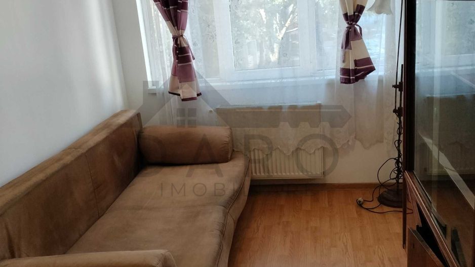 Dau în chirie apartament cu 2 camere in Tudor,Tg Mureș - Poză 2