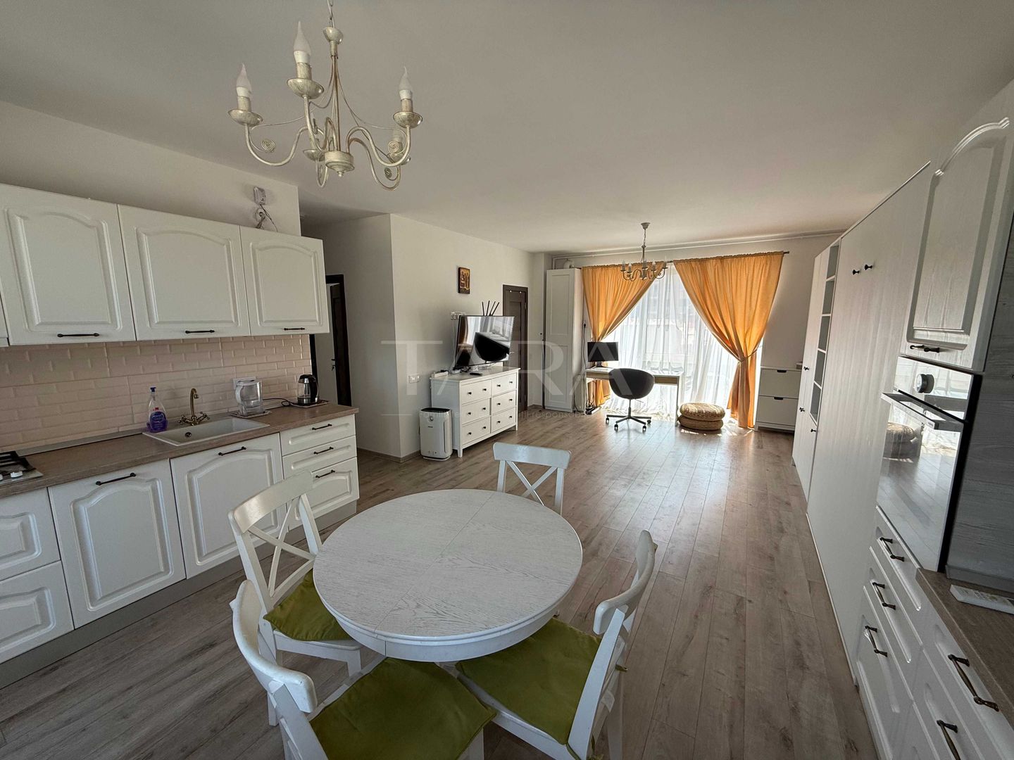 Apartament 3 camere, zona Parcul Feroviarilor - Poză 1