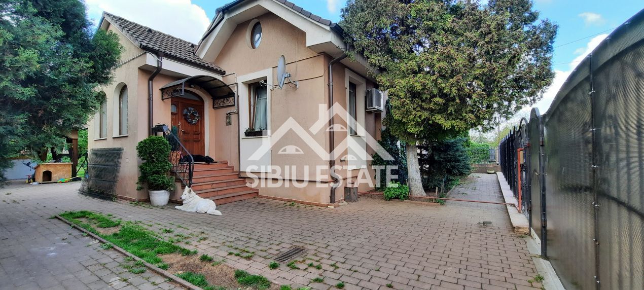 Casa Sibiu central, teren 1000 - Poză 1