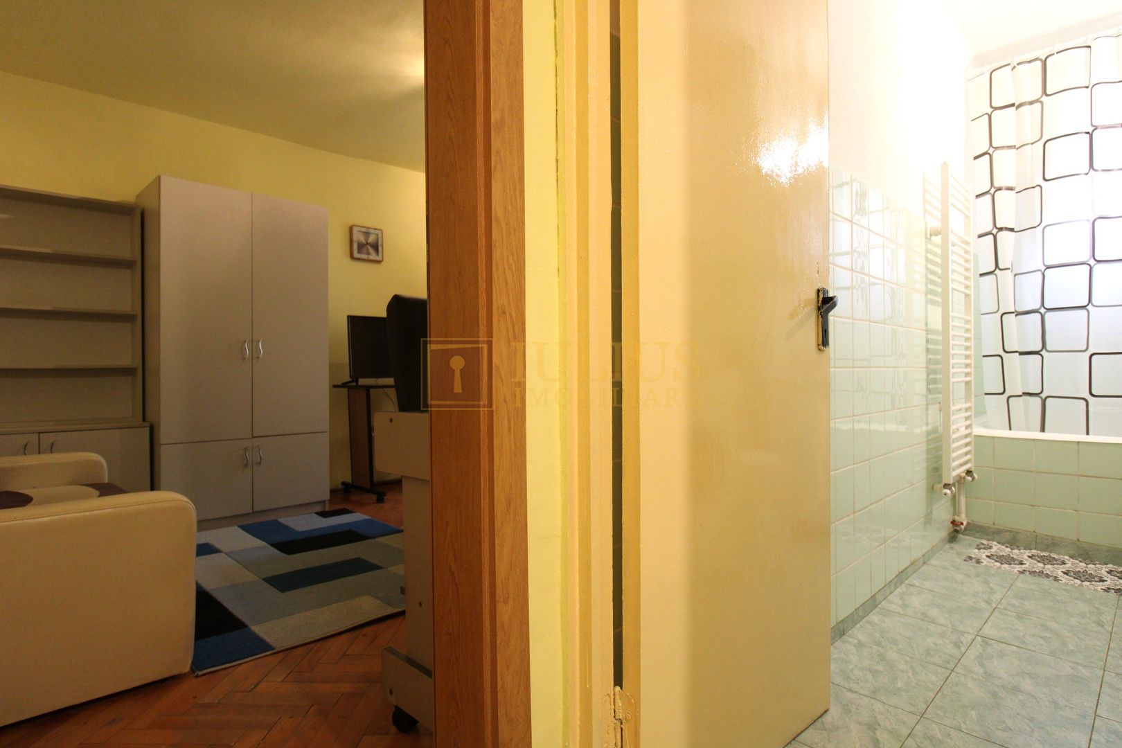 Cf 1, centrala proprie, balcon, intr-o zona linistita din Complex-ul Studentesc. - Poză 10