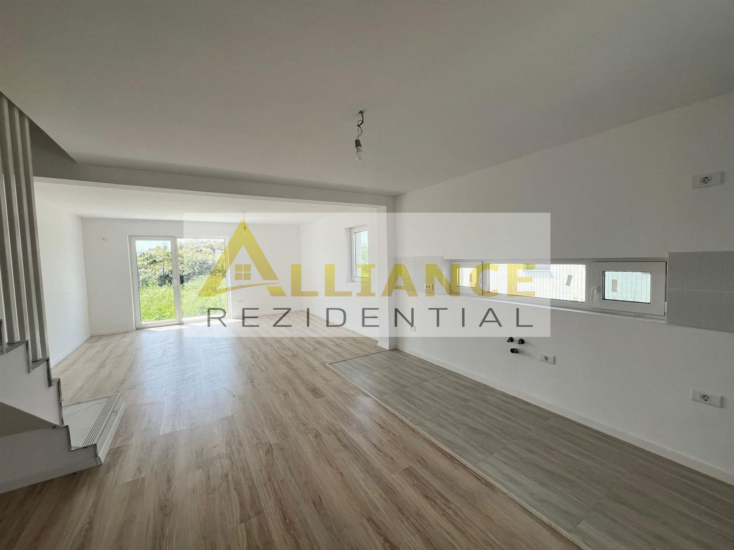 Casa tip duplex - 3 camere - 2 bai - Poză 4