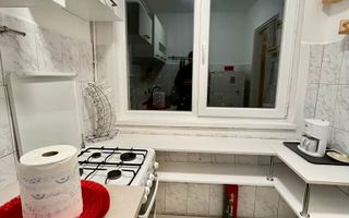 Garsoniera 3 minute Metrou Titan - Poză 5