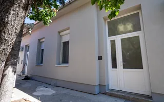 Apartament cu 2 camere, casă la curte comună – Central, Oradea - Poză 15