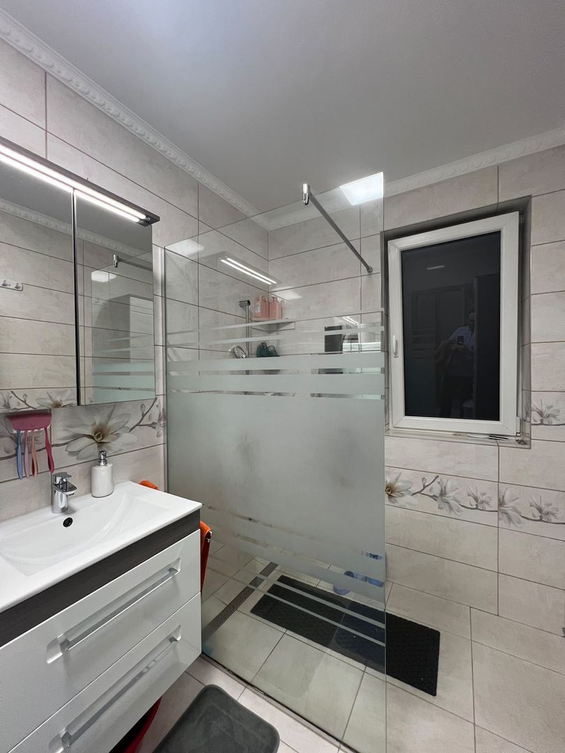 Apartament 3 camere,  decomandat - Poză 18