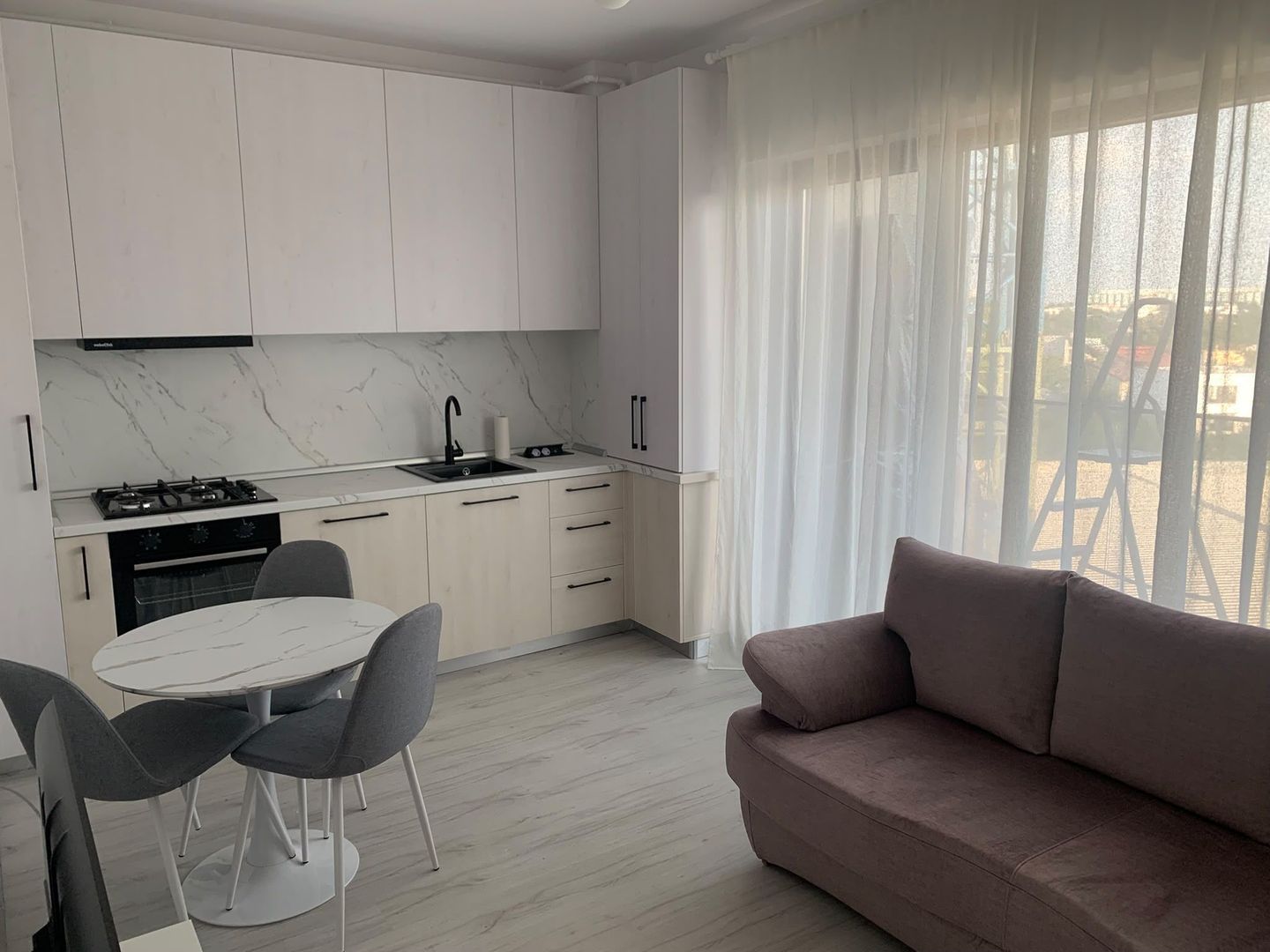 AP. 2 CAMERE- APARATORI, CENTRALA, METROU 6 MIN, MASINA DE SPALAT VASE - Poză 6