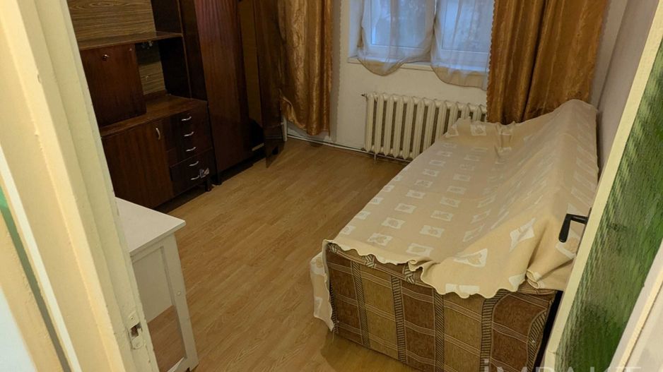 Apartament 4 camere decomandate, etaj intermediar,  zona Kaufland - Poză 4
