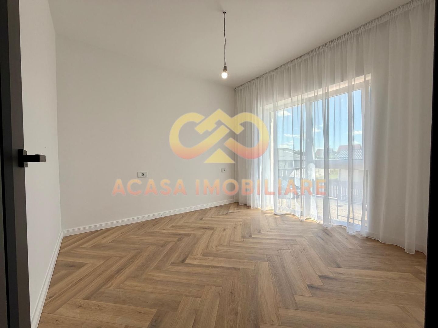 DUPLEX 4 CAMERE  120MP  VISAN - Poză 4